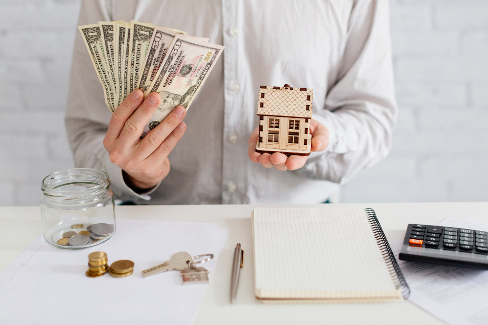 From Dreams to Reality: How to Save Enough Money for Your Dream Mansion